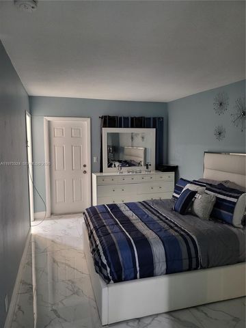 1747 Rodman St 110, Hollywood, FL 33020