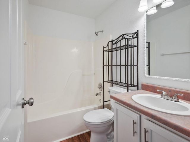 6565 Furnas Road, Indianapolis, IN 46221