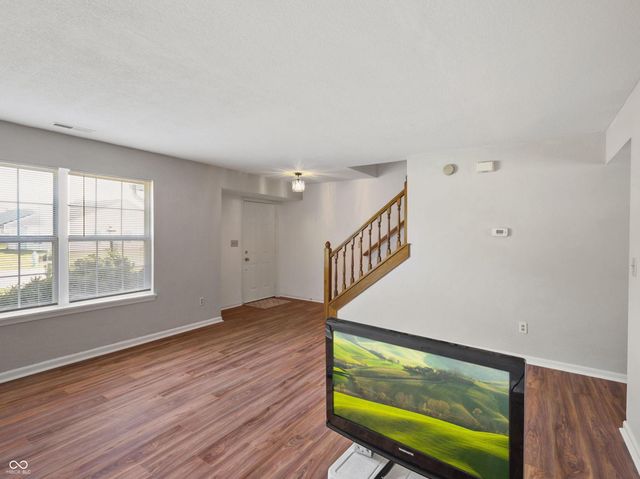 6565 Furnas Road, Indianapolis, IN 46221