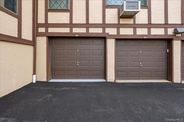411 Sierra Vista Lane, Valley Cottage, NY 10989