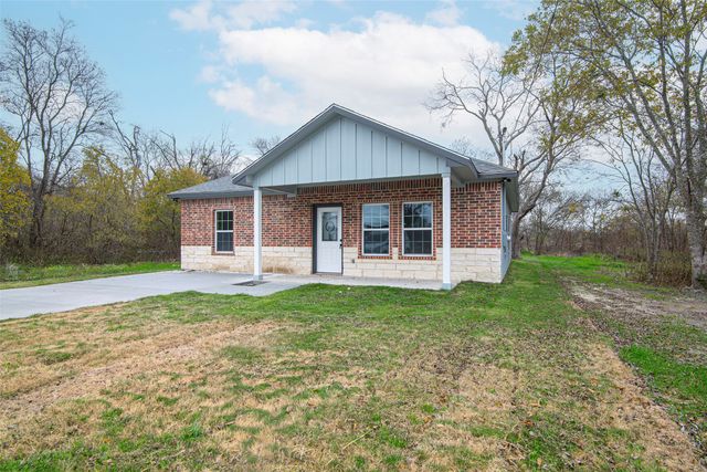 537 W Hopkins Street, Mexia, TX 76667