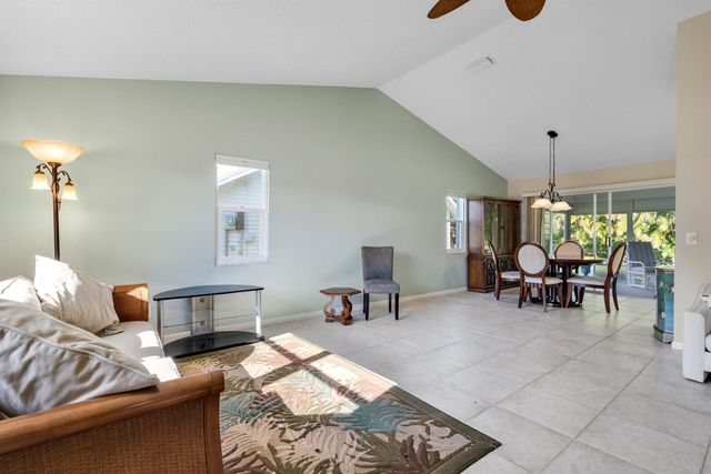 6760 SE Lillian Court, Stuart, FL 34997