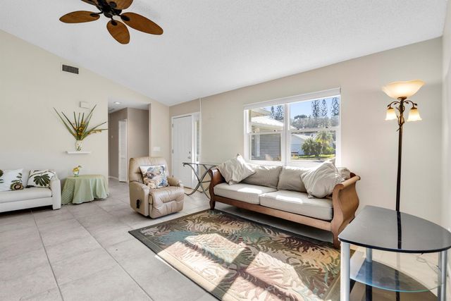 6760 SE Lillian Court, Stuart, FL 34997