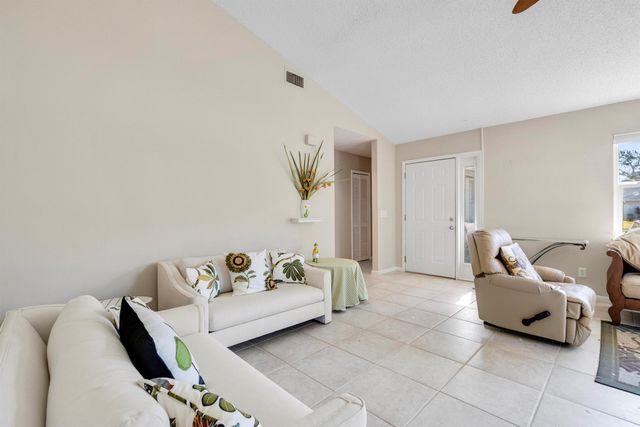 6760 SE Lillian Court, Stuart, FL 34997