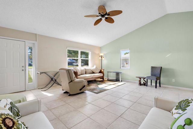 6760 SE Lillian Court, Stuart, FL 34997