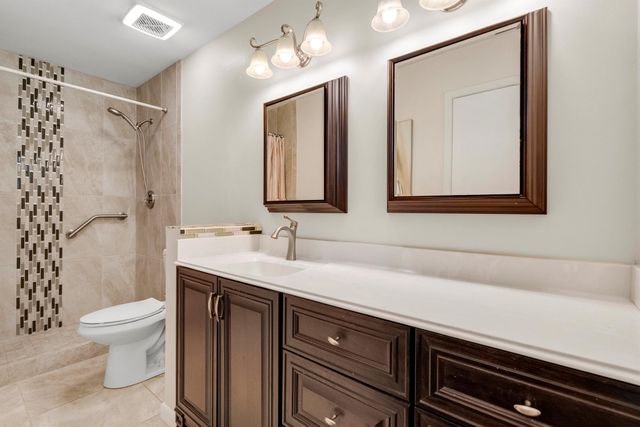 6760 SE Lillian Court, Stuart, FL 34997