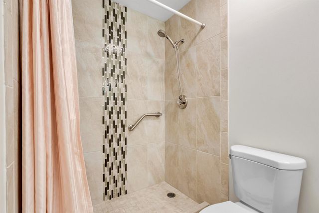 6760 SE Lillian Court, Stuart, FL 34997