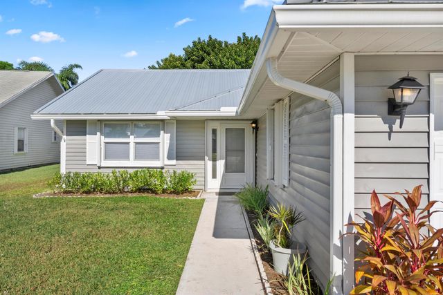 6760 SE Lillian Court, Stuart, FL 34997