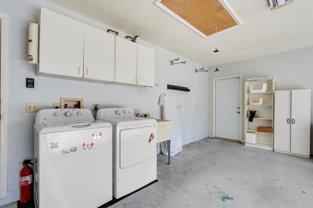 6760 SE Lillian Court, Stuart, FL 34997