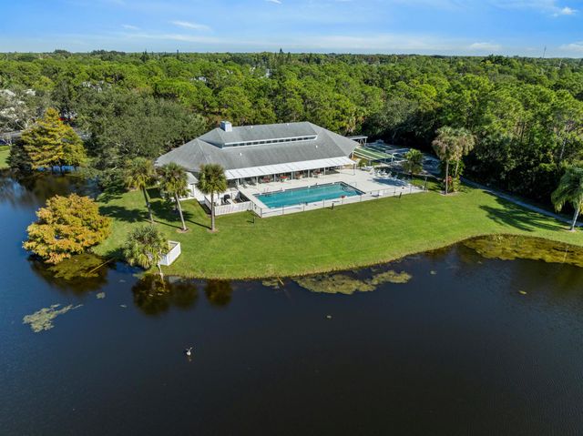 6760 SE Lillian Court, Stuart, FL 34997