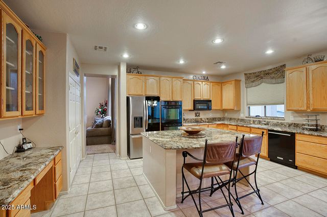 26220 N 42ND Drive, Phoenix, AZ 85083