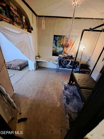 2209 MAGOFFIN Avenue, El Paso, TX 79901