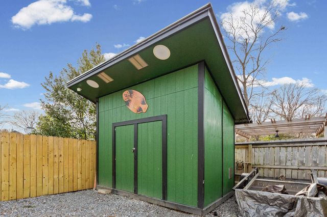 1967 VINTON AVE, Memphis, TN 38104