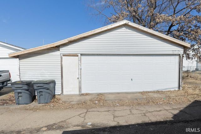 2212 W Columbia Street, Evansville, IN 47712