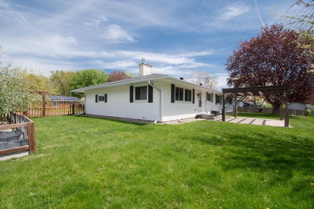 2403 Inca Lane, New Brighton, MN 55112