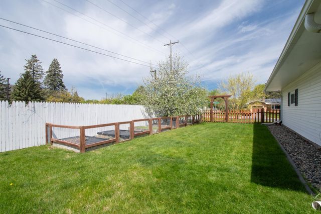 2403 Inca Lane, New Brighton, MN 55112