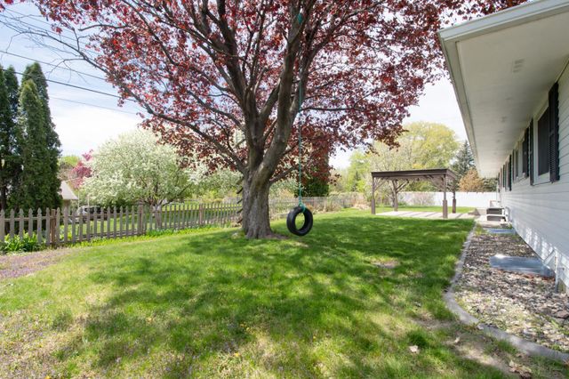 2403 Inca Lane, New Brighton, MN 55112