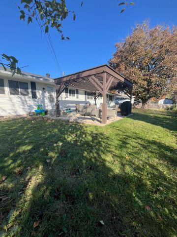 2403 Inca Lane, New Brighton, MN 55112