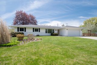 2403 Inca Lane, New Brighton, MN 55112