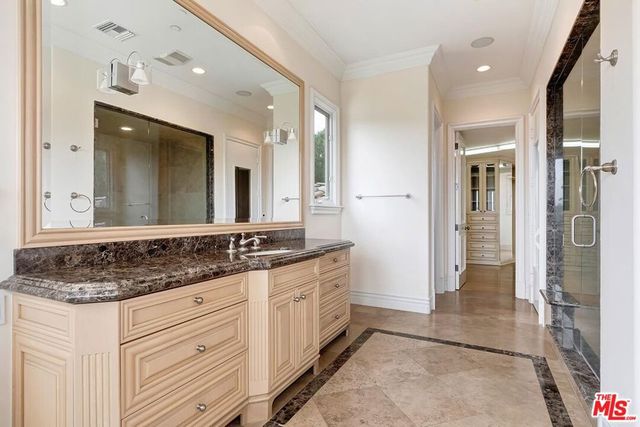 11971 Lockridge Road, Studio City, CA 91604