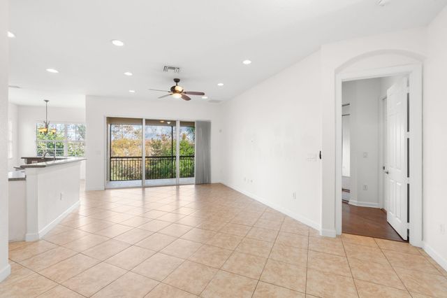 8238 NW 128th Lane 8238, Parkland, FL 33076