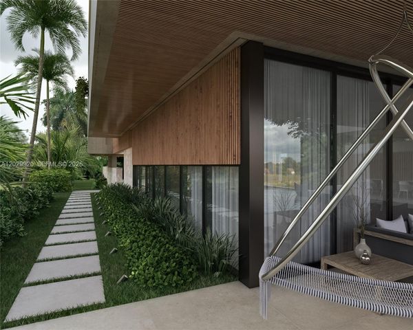 927 N Northlake Drive, Hollywood, FL 33019