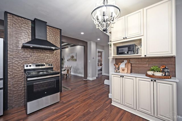 1602 Rose Place, Cincinnati, OH 45237