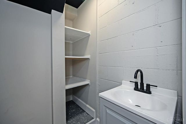 1602 Rose Place, Cincinnati, OH 45237