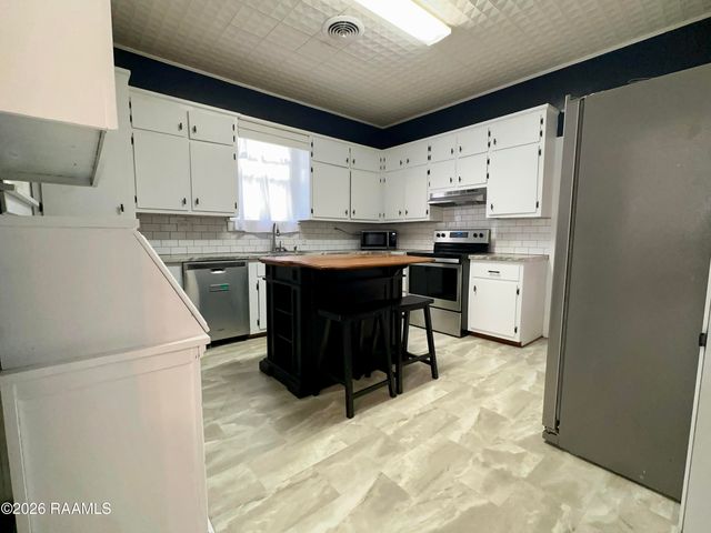 435 E Academy Avenue, Jennings, LA 70546