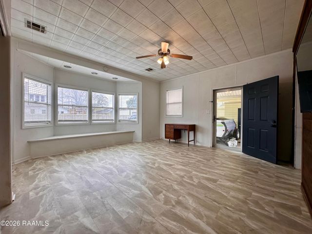 435 E Academy Avenue, Jennings, LA 70546