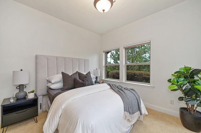 17240 Winchester Club Dr, Meadow Vista, CA 95722
