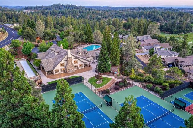 17240 Winchester Club Dr, Meadow Vista, CA 95722