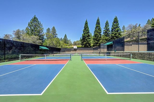 17240 Winchester Club Dr, Meadow Vista, CA 95722