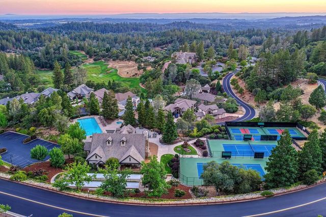 17240 Winchester Club Dr, Meadow Vista, CA 95722