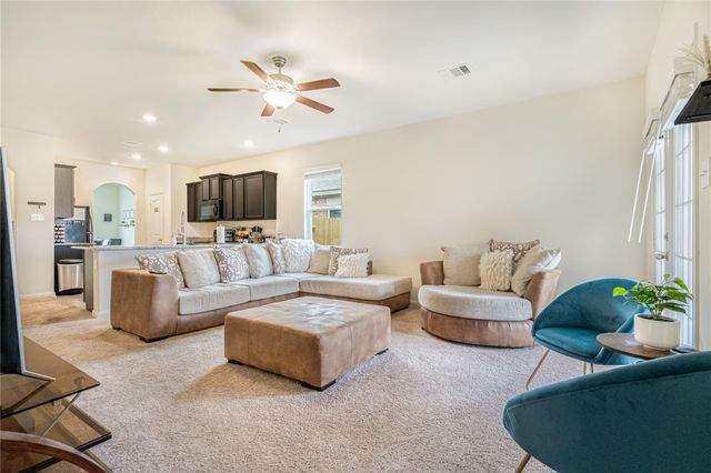 15310 Crescent Brookfield Drive, Humble, TX 77396