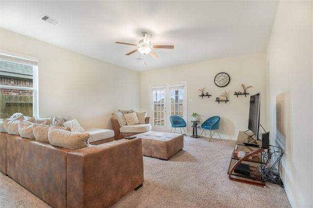 15310 Crescent Brookfield Drive, Humble, TX 77396