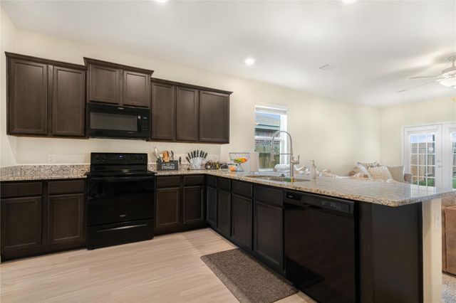 15310 Crescent Brookfield Drive, Humble, TX 77396