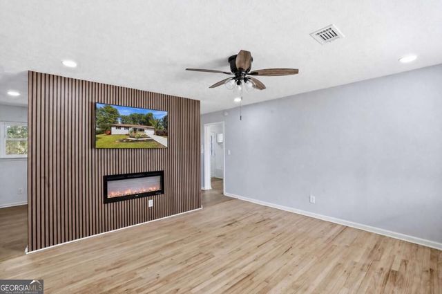 3660 Goodwin Road, Austell, GA 30106