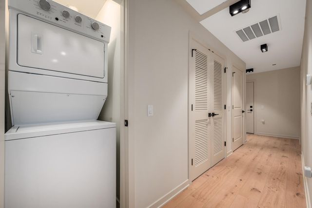 1257 N ASHLAND Avenue 403, Chicago, IL 60622