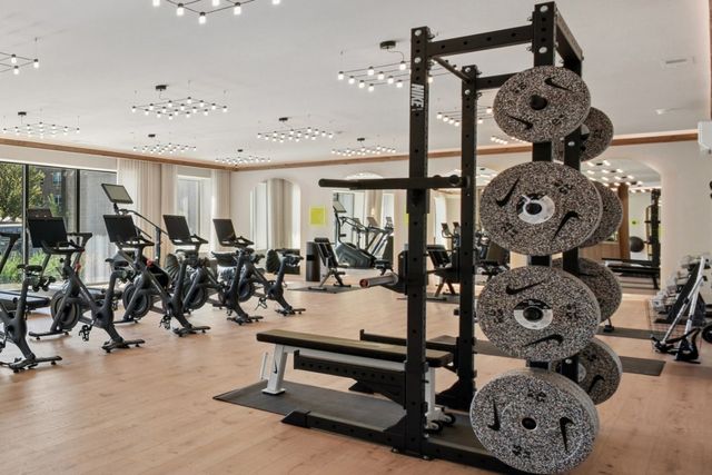 1257 N ASHLAND Avenue 403, Chicago, IL 60622