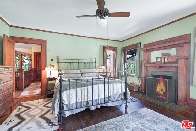 4311 Victoria Park Drive, Los Angeles, CA 90019