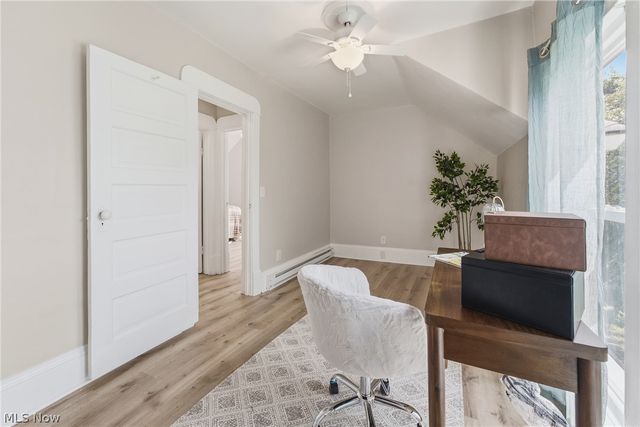284 E Park Avenue, Barberton, OH 44203