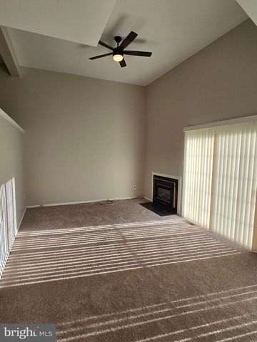 18 EDINBORO CIR, Chalfont, PA 18914