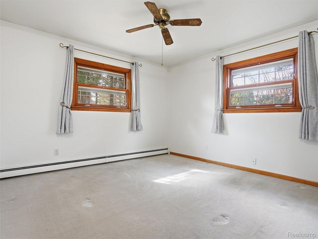 49455 Schoenherr Road, Shelby Charter Township, MI 48315