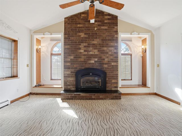 49455 Schoenherr Road, Shelby Charter Township, MI 48315