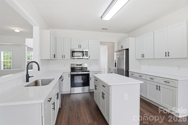 7633 Rathburn Lane, Charlotte, NC 28277