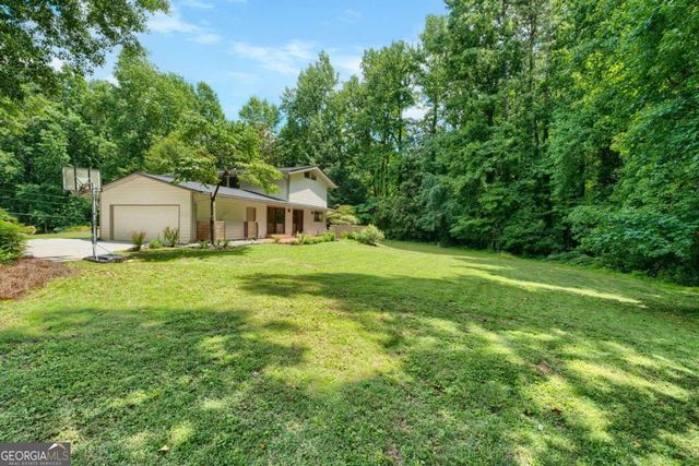 2668 Lake Road, Tucker, GA 30084