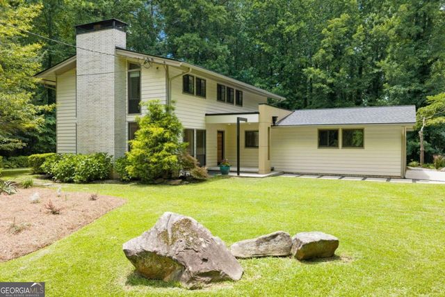 2668 Lake Road, Tucker, GA 30084