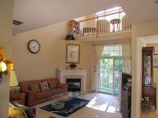 627 Binghampton Ln 627, Livingston Twp., NJ 07039