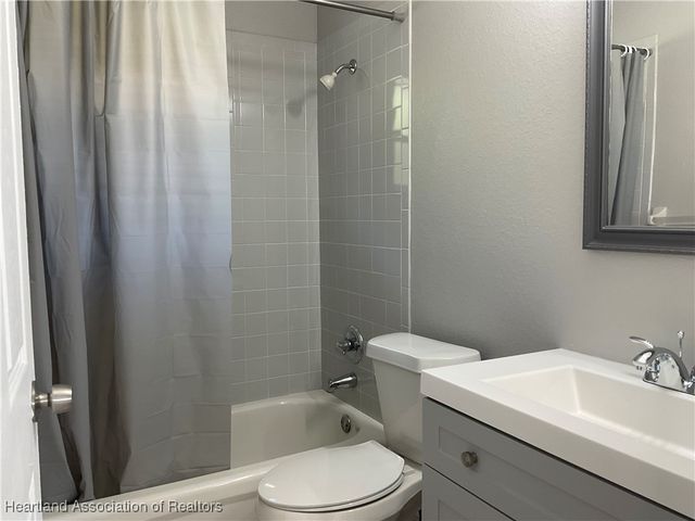 653 Holmes Avenue, Lake Placid, FL 33852
